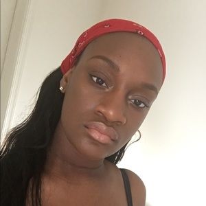 Meet your Posher, Abena